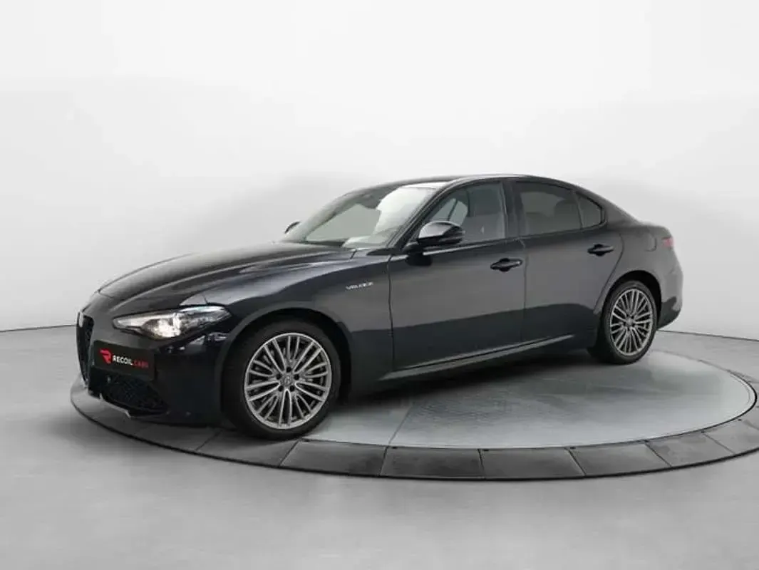 Usado Alfa Romeo Giulia Veloce 209 CV (153 kW) 2022 Negro Berlina