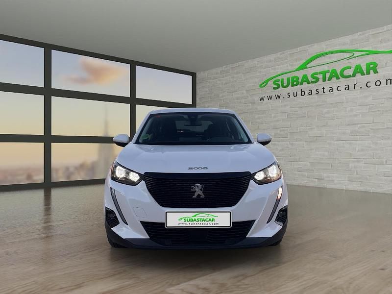 Usado Peugeot 2008 Active 110 CV (80 kW) 2021 Blanco SUV
