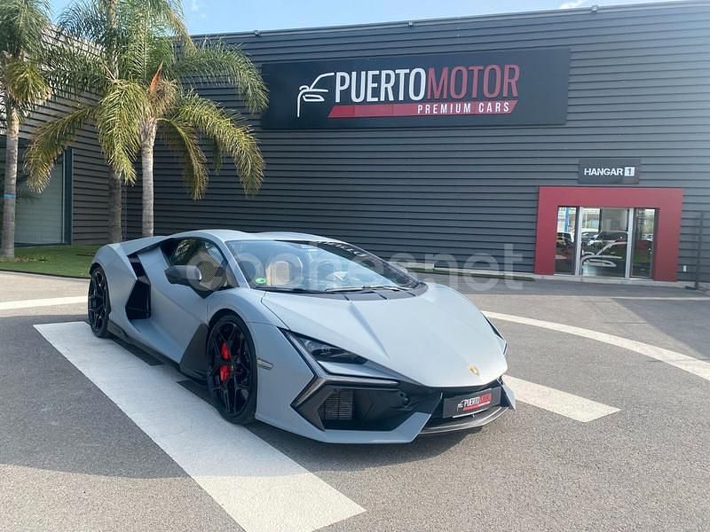 Usado Lamborghini Revuelto 1016 CV (747 kW) 2024 Gris Coupe
