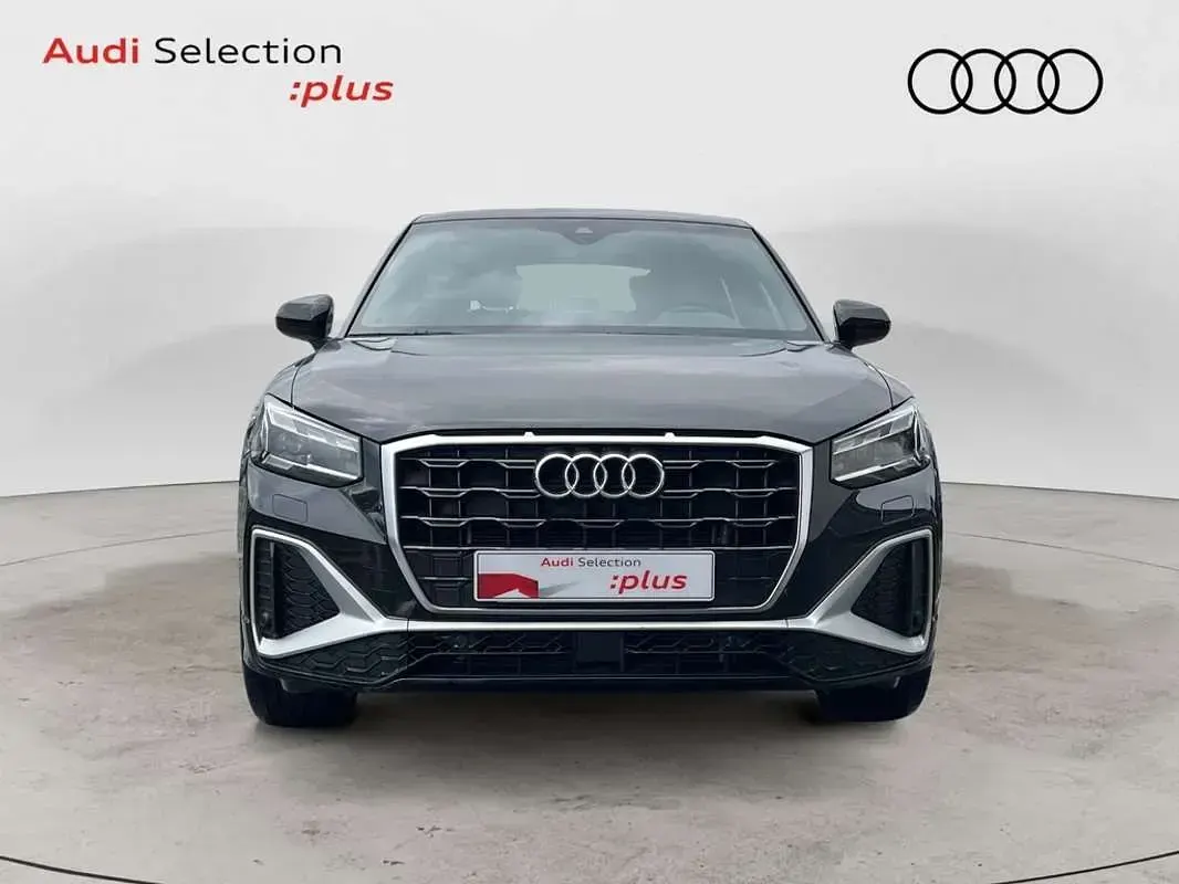 Usado Audi Q2 116 CV (85 kW) 2023 Negro SUV
