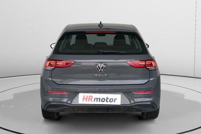 Usado VW Golf VIII Life 110 CV (80 kW) 2024