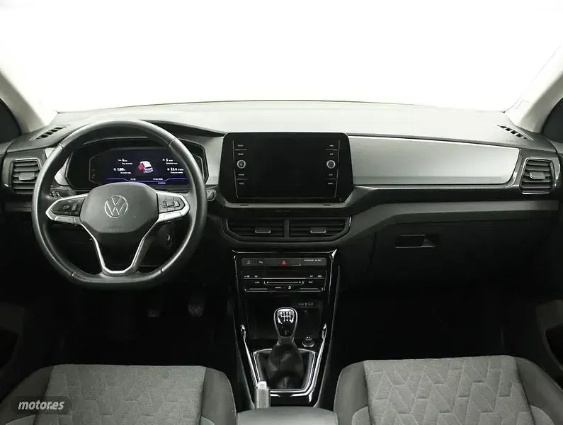 Usado VW T-Cross 116 CV (85 kW) 2024 Amarillo SUV