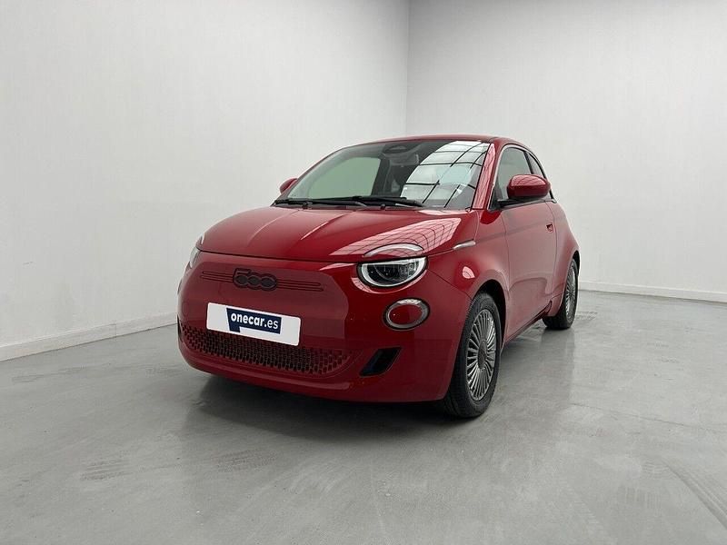 Rojo Nuevo 2025 Fiat 500e Red Berlina | 26.890 € (Un poco caro) - Imagen 1/4