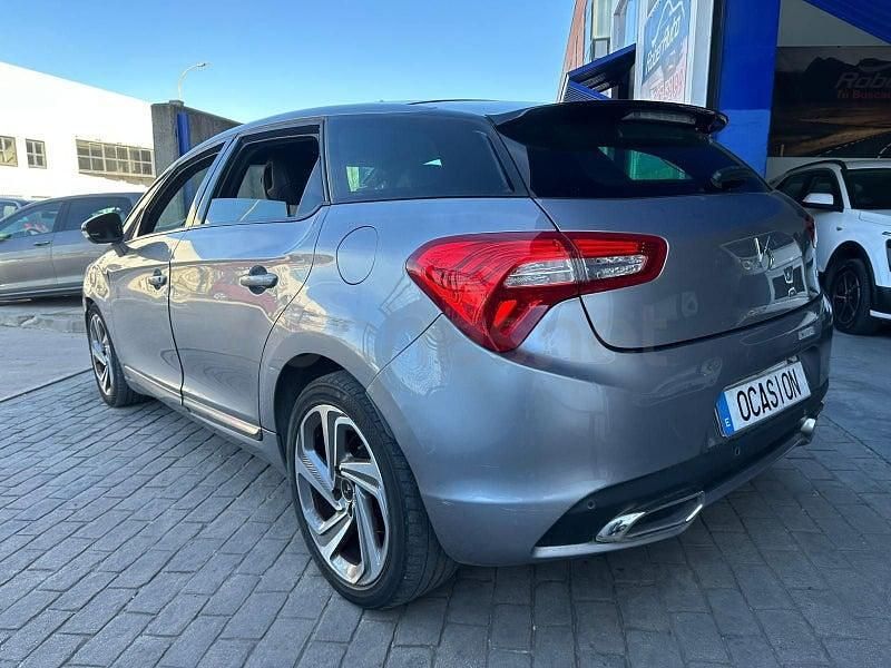 Usado DS Automobiles DS5 Style 181 CV (133 kW) 2016 Gris / plata Utilitario