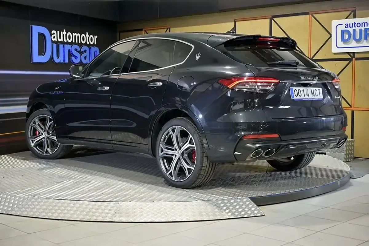 Usado Maserati Levante GT 330 CV (242 kW) 2022 Negro SUV
