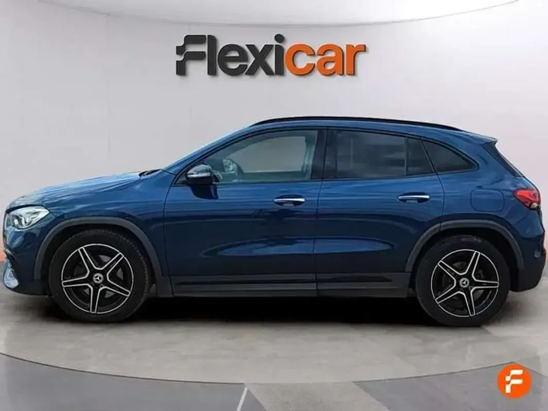 Usado Mercedes GLA200 150 CV (110 kW) 2020 Azul SUV