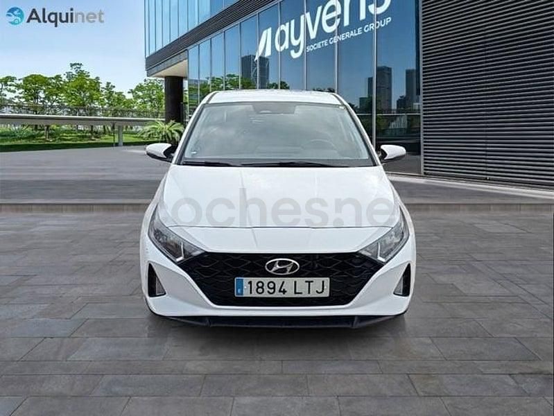 Usado Hyundai i20 100 CV (73 kW) 2021 Blanco Berlina