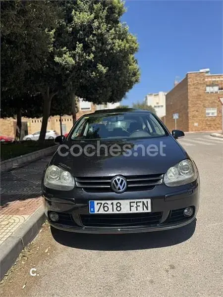 Usado VW Golf IV Highline 140 CV (102 kW) 2006 Negro Berlina