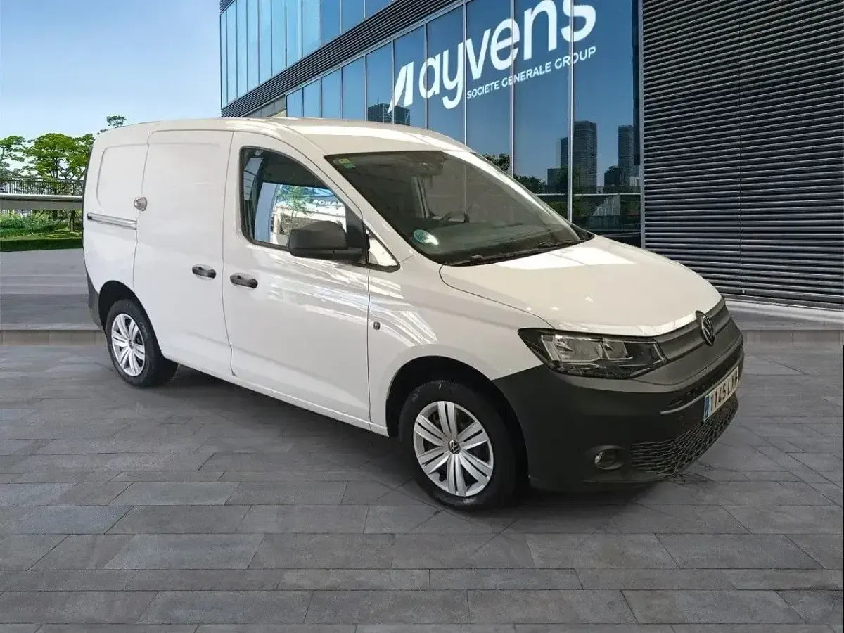 Usado VW Caddy 122 CV (89 kW) 2022 Blanco Monovolumen