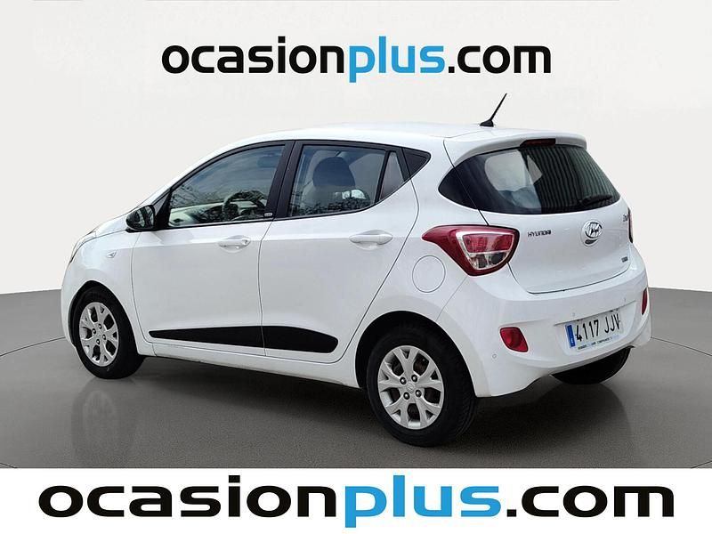 Usado Hyundai i10 Blackline 87 CV (63 kW) 2015 Blanco Utilitario