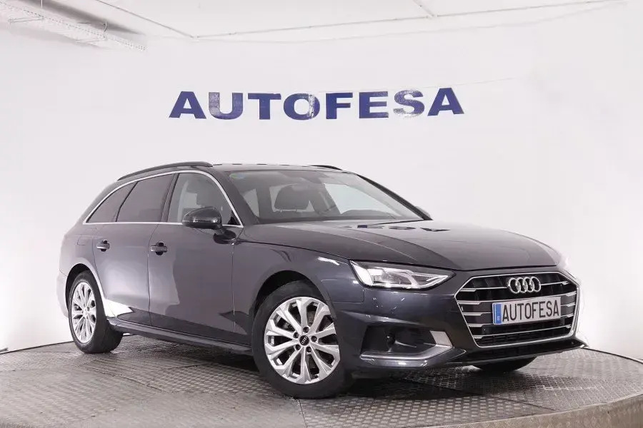 Usado Audi A4 150 HP (110 kW) 2022 Negra Carrinha