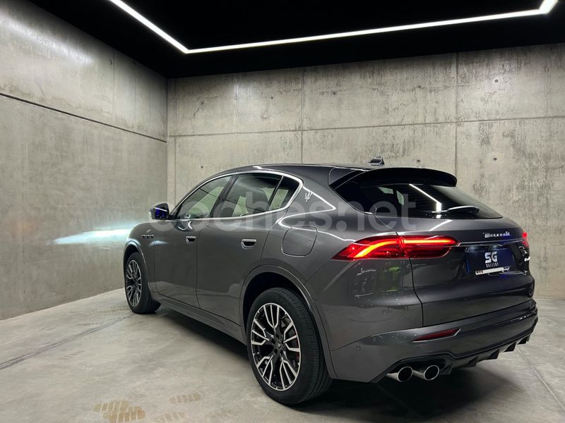 Usado Maserati Grecale GT 300 CV (220 kW) 2022 Gris / plata SUV