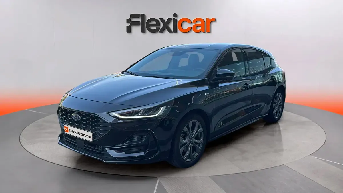 Usado Ford Focus ST-Line 155 CV (114 kW) 2023 Negro Berlina