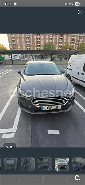 Usado Ford Mondeo Titanium 165 CV (121 kW) 2019 Gris / plata Berlina