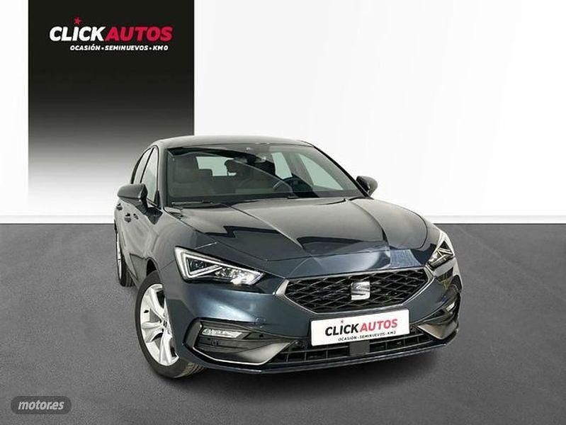Usado Seat Leon FR 130 CV (95 kW) 2023 Gris Berlina