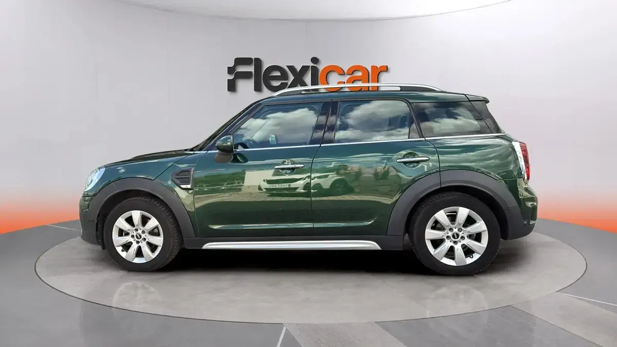 Usado Mini Cooper Countryman 136 CV (100 kW) 2019 Verde SUV