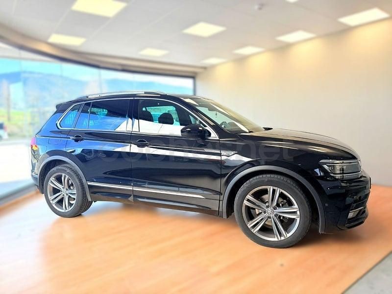Usado VW Tiguan R-line 150 CV (110 kW) 2020 Negro SUV