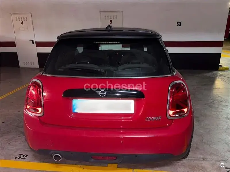 Usado Mini Cooper 136 CV (100 kW) 2019 Rojo Utilitario