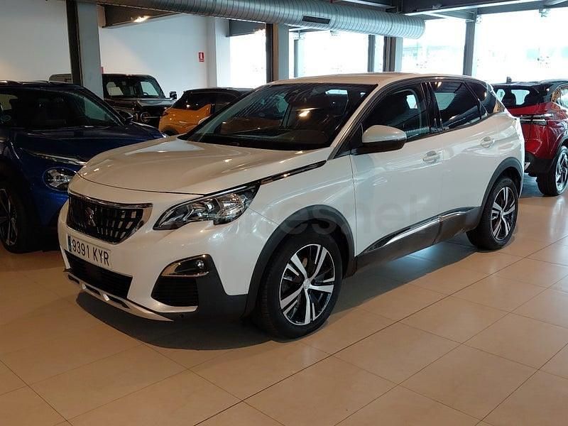 Usado Peugeot 3008 Allure 130 CV (95 kW) 2019 Blanco SUV