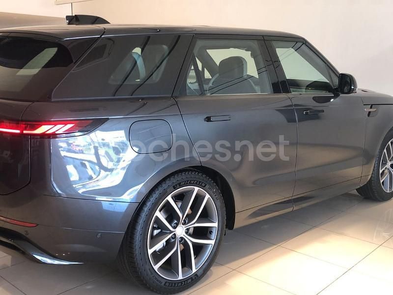Usado Land Rover Range Rover Sport SE Dynamic 300 CV (220 kW) 2025 Gris / plata SUV