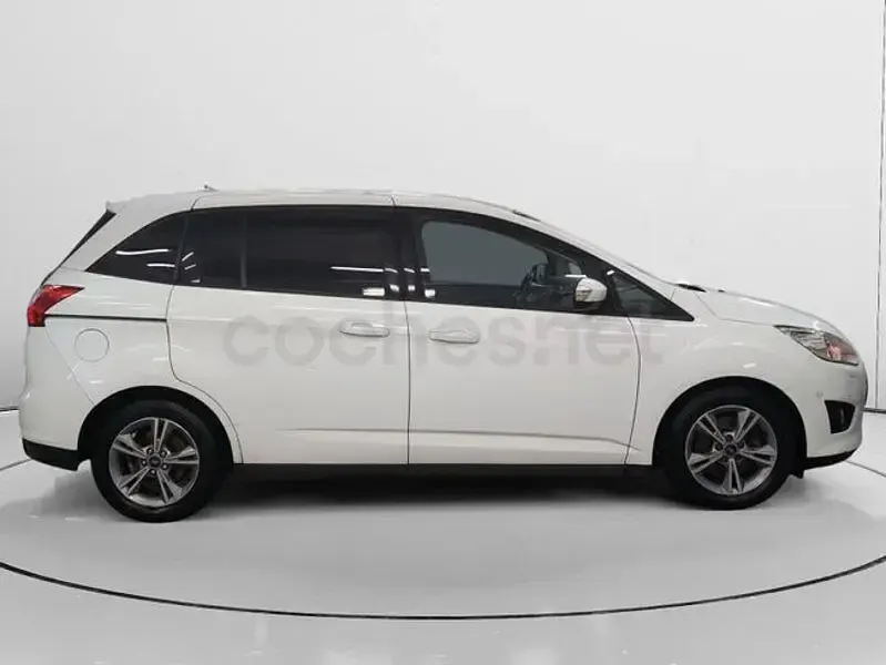 Usado Ford Grand C-Max Trend 125 CV (91 kW) 2014 Blanco Monovolumen