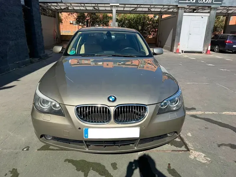 Usado BMW 530 258 CV (189 kW) 2006 Verde Berlina