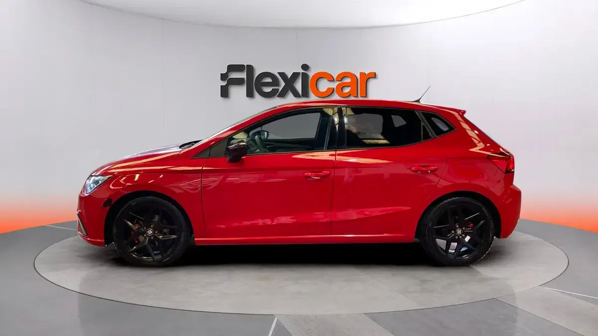 Usado Seat Ibiza FR 116 CV (85 kW) 2020 Rojo Utilitario