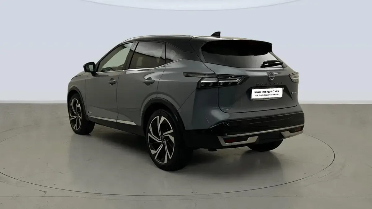Usado Nissan Qashqai Premium Edition 190 CV (139 kW) 2024 Gris SUV