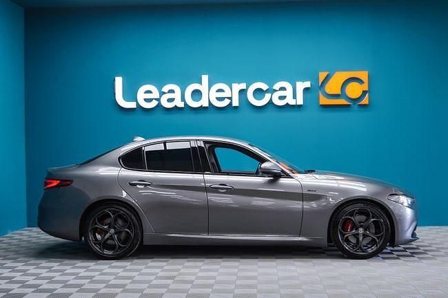 Usado Alfa Romeo Giulia Sprint Sprint 190 CV (139 kW) 2021 Gris Coupe