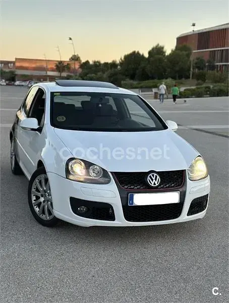 Usado VW Golf V GT 105 CV (77 kW) 2007 Blanco Berlina