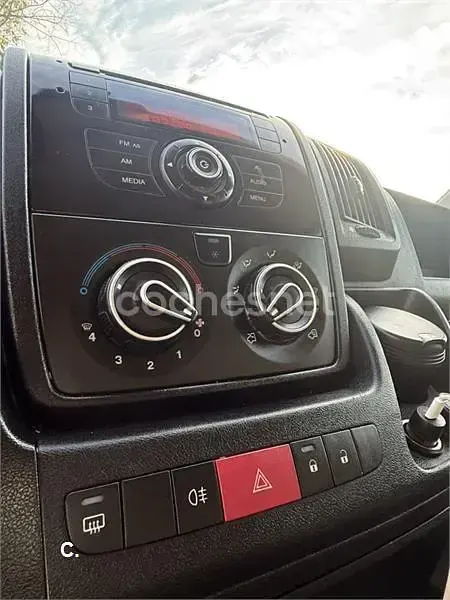 Occasion Peugeot Boxer 130 ch (95 kW) 2012 Blanc Van