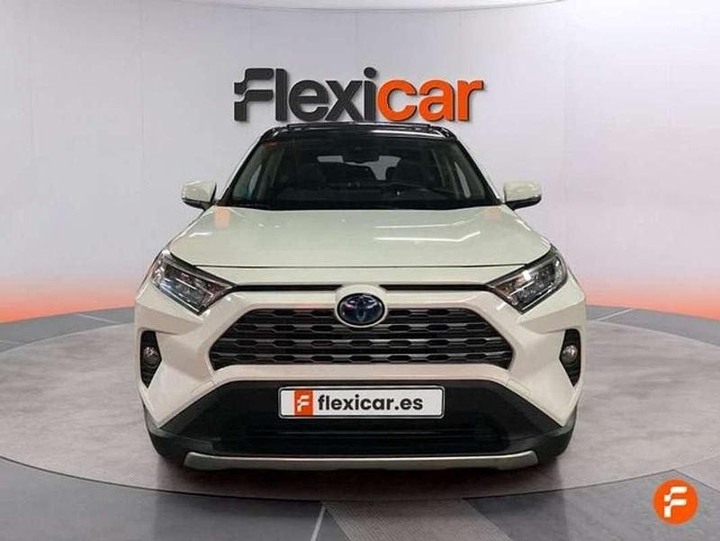 Usado Toyota RAV4 Hybrid Advance 197 CV (144 kW) 2019 Blanco SUV