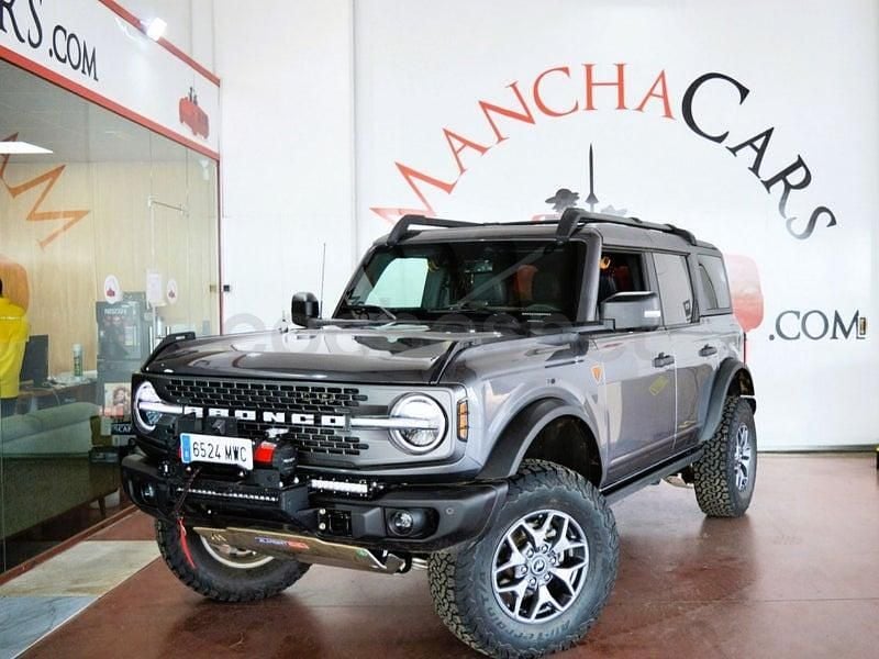 Usado Ford Bronco 335 CV (246 kW) 2024 Gris / plata SUV
