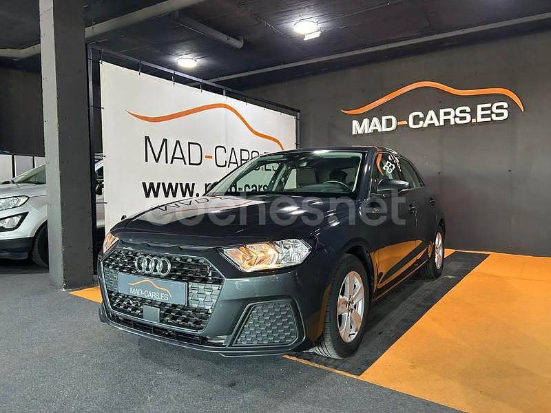 Usado Audi A1 Sportback 116 CV (85 kW) 2019 Gris / plata Utilitario