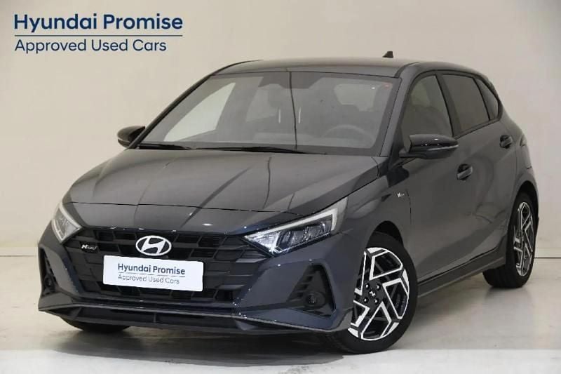 Gris/plata Usado 2025 Hyundai i20 N Line | 23.257 € (Caro) - Imagen 1/4