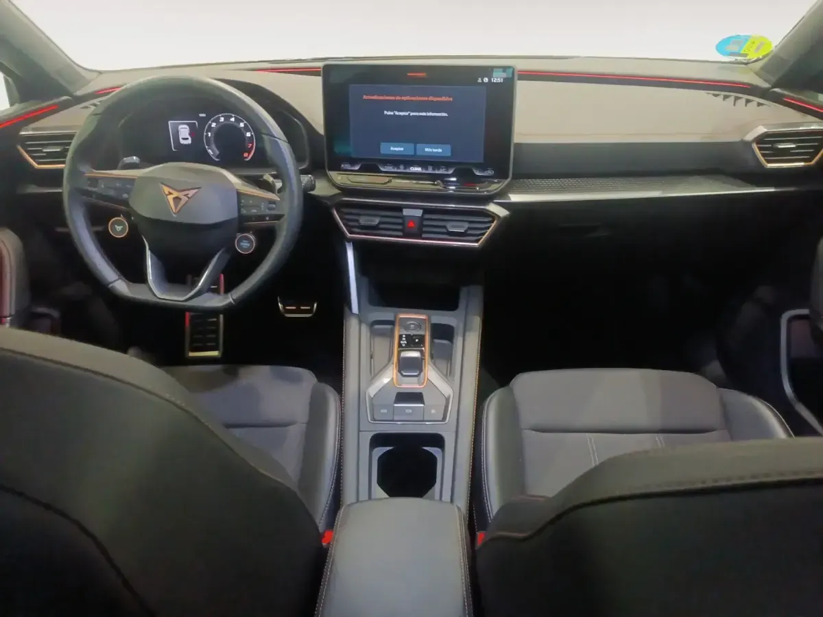Usado Cupra Leon 150 CV (110 kW) 2024 Negro