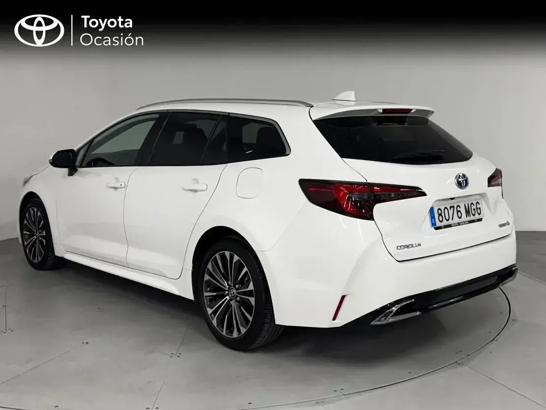 Usado Toyota Corolla Sport 140 CV (102 kW) 2023 Blanco classic Familiar