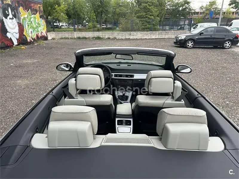 Usado BMW 320 Cabriolet 170 CV (125 kW) 2009 Gris / plata Descapotable