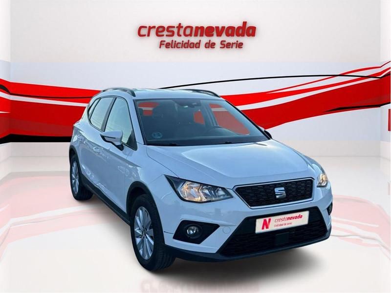 Usado Seat Arona Style 95 CV (69 kW) 2019 Blanco SUV