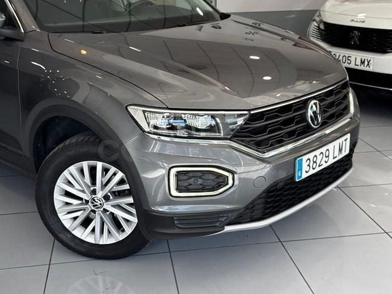 Usado VW T-Roc Advance 150 CV (110 kW) 2021 Gris / plata SUV
