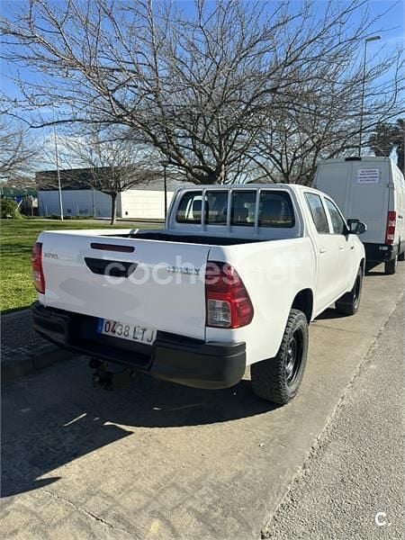 Usado Toyota HiLux Plus 150 CV (110 kW) 2021 Blanco Recogida