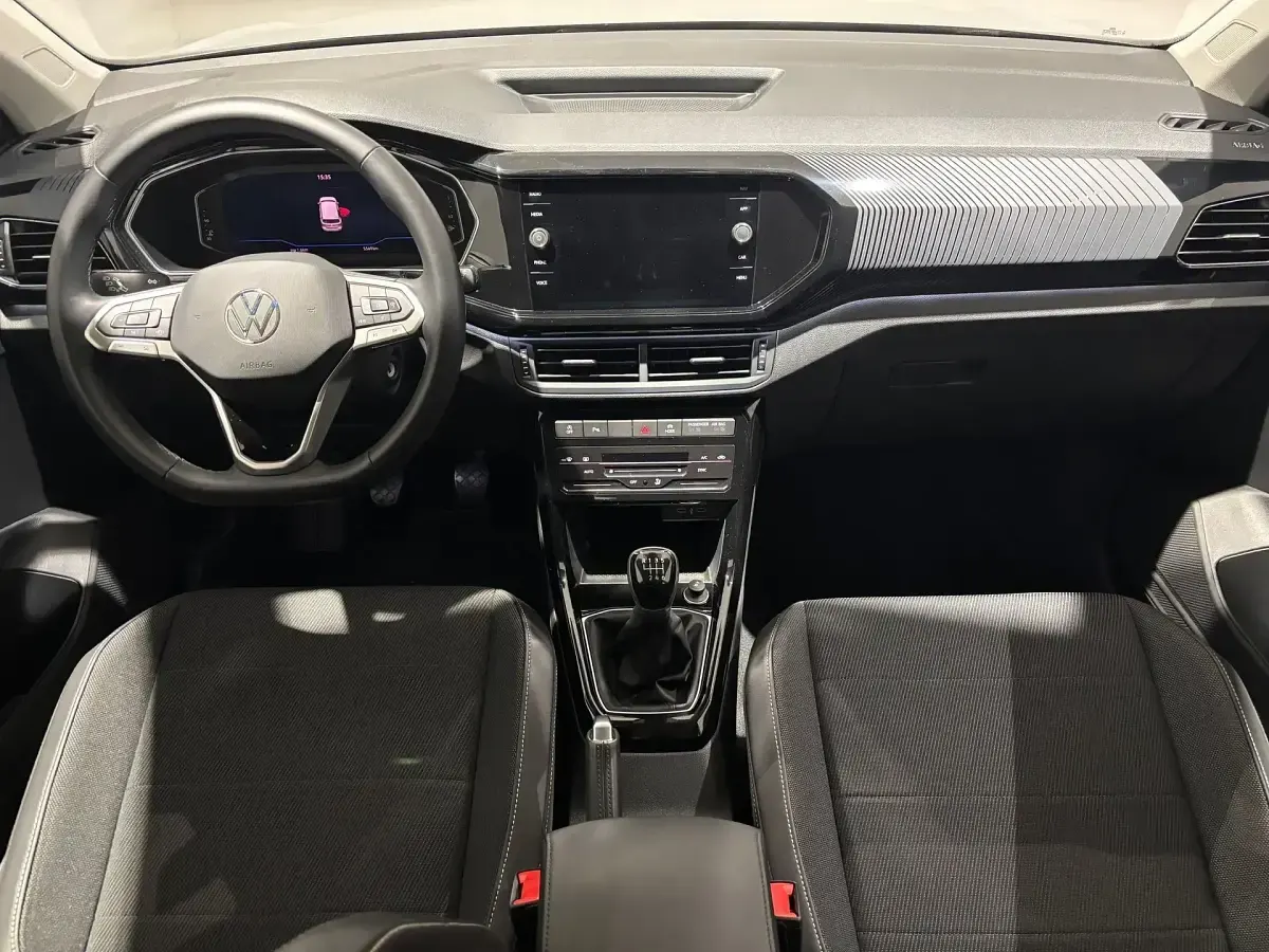 Usado VW T-Cross R-line 115 CV (84 kW) 2025 Gris SUV