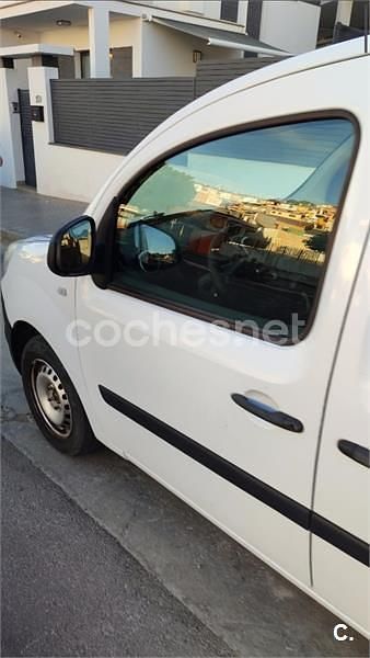 Usado Renault Kangoo 75 CV (55 kW) 2016 Blanco Monovolumen