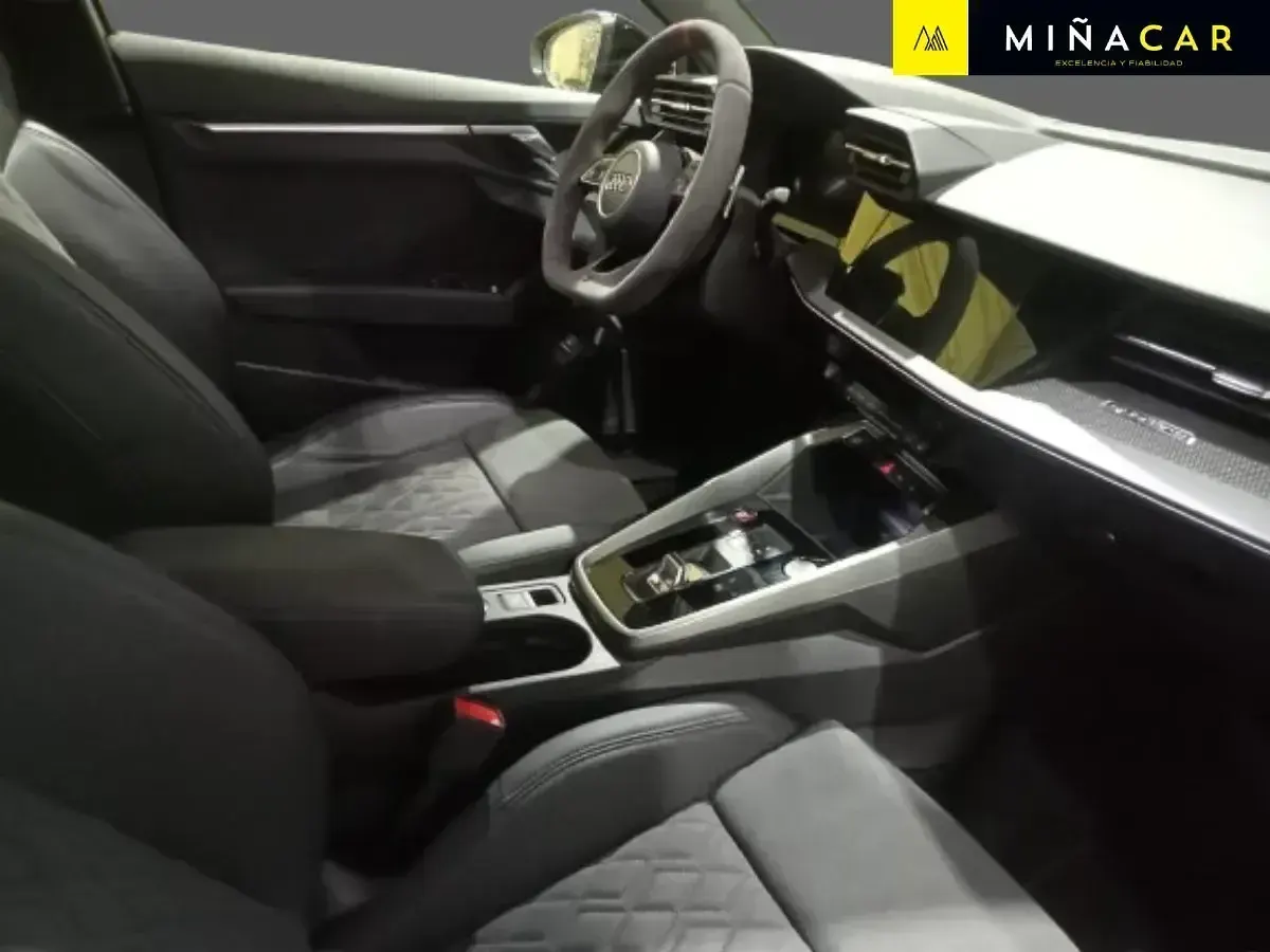 Usado Audi RS3 Sportback 400 CV (294 kW) 2023 Blanco Utilitario