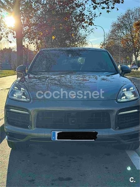 Usado Porsche Cayenne 440 CV (323 kW) 2021 Gris / plata SUV