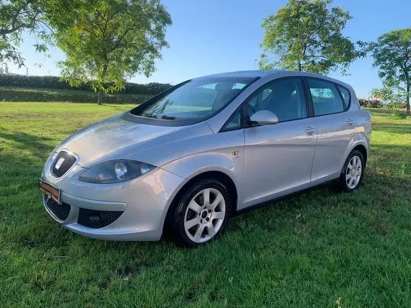 Usado Seat Toledo Stylance 140 CV (102 kW) 2006 Azul Utilitario