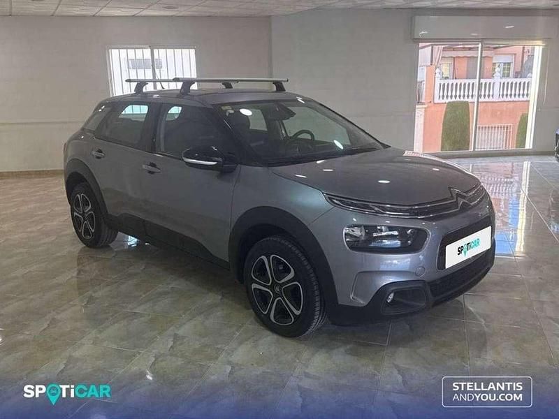 Usado Citroën C4 Cactus Live 110 CV (80 kW) 2020 Blanco Utilitario