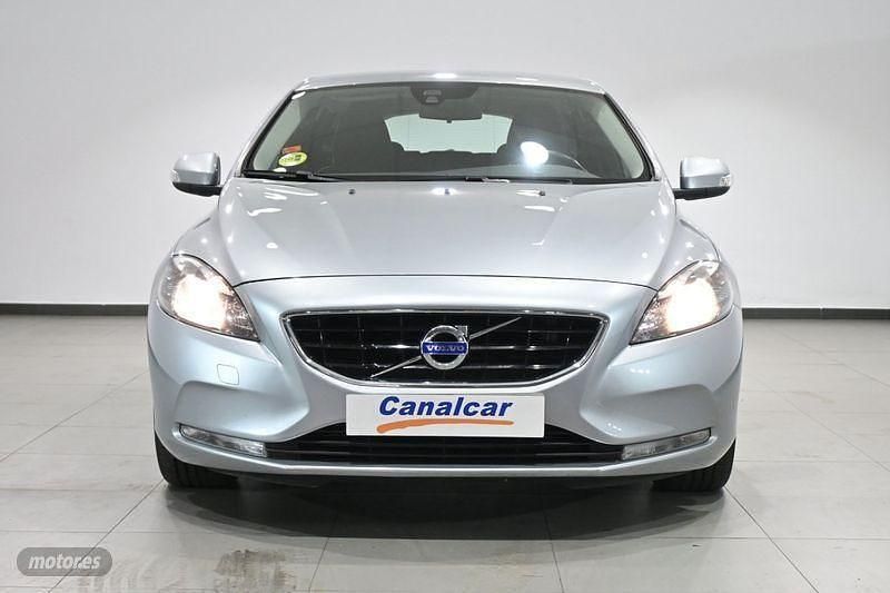Usado Volvo V40 Kinetic 150 CV (110 kW) 2014 Berlina