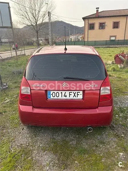 Usado Citroën C2 Furio 75 CV (55 kW) 2007 Granate Utilitario