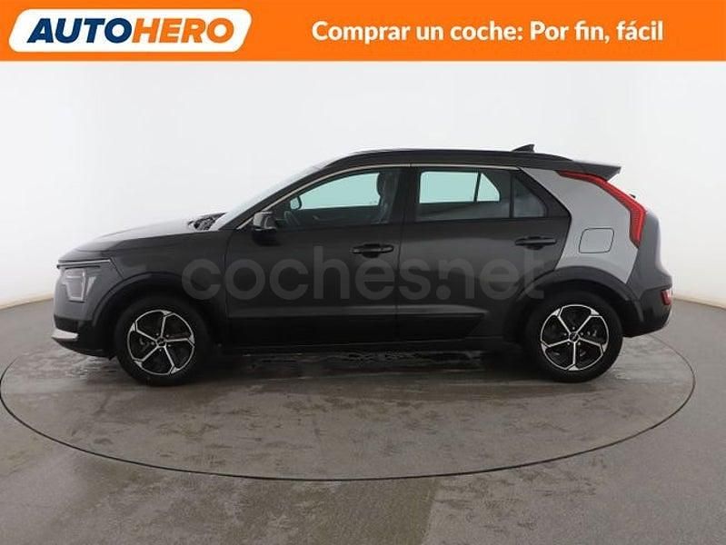 Usado Kia Niro 141 CV (103 kW) 2022 Gris / plata SUV